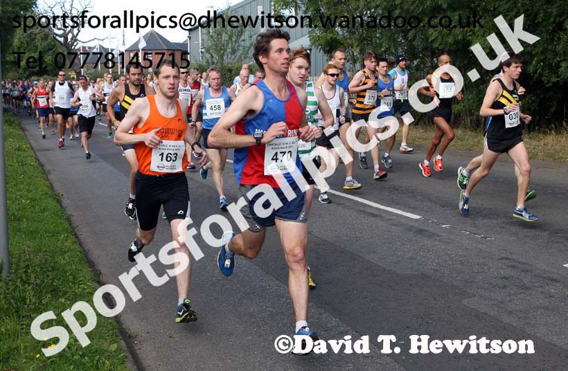 Start of the Tynedale 10 Mile Jelly Road Race from Hexham to Ovingham, Northumberland. Photo: David T. Hewitson/Sports for All Pics